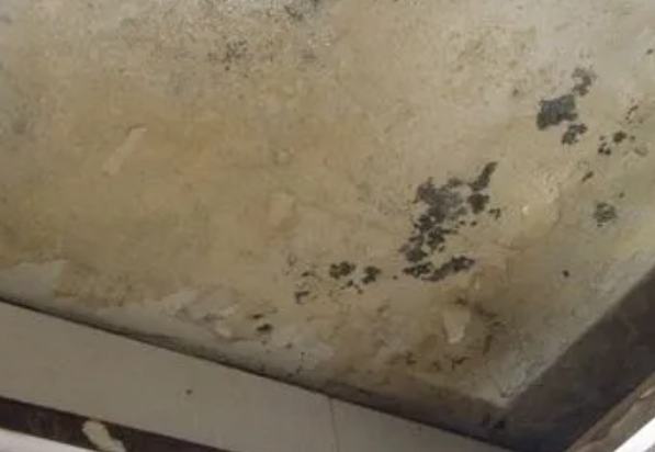 细河阳台漏水维修公司分享下细河卫生间渗水维修需要注意哪些问题。